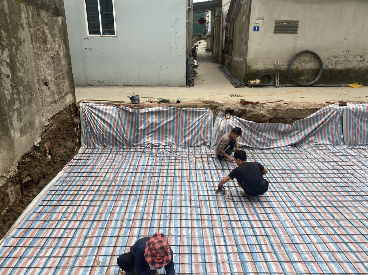 Miêu Nha, Tây Mỗ, Nam Từ Liêm: căn 30m2 xây 5 tầng giá 3.45 Tỷ