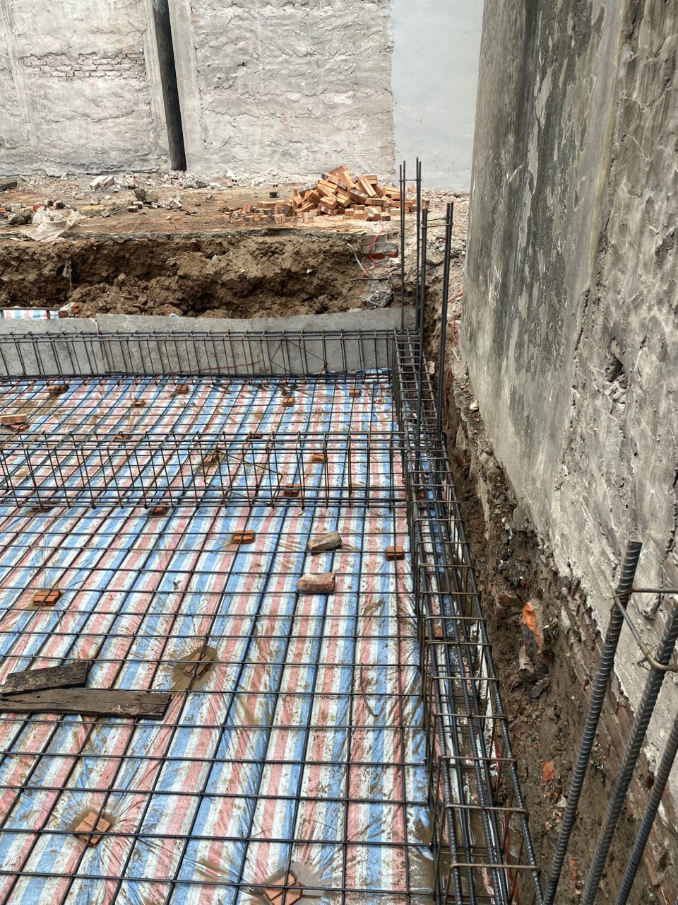 Miêu Nha, Tây Mỗ, Nam Từ Liêm: căn 30m2 xây 5 tầng giá 3.45 Tỷ