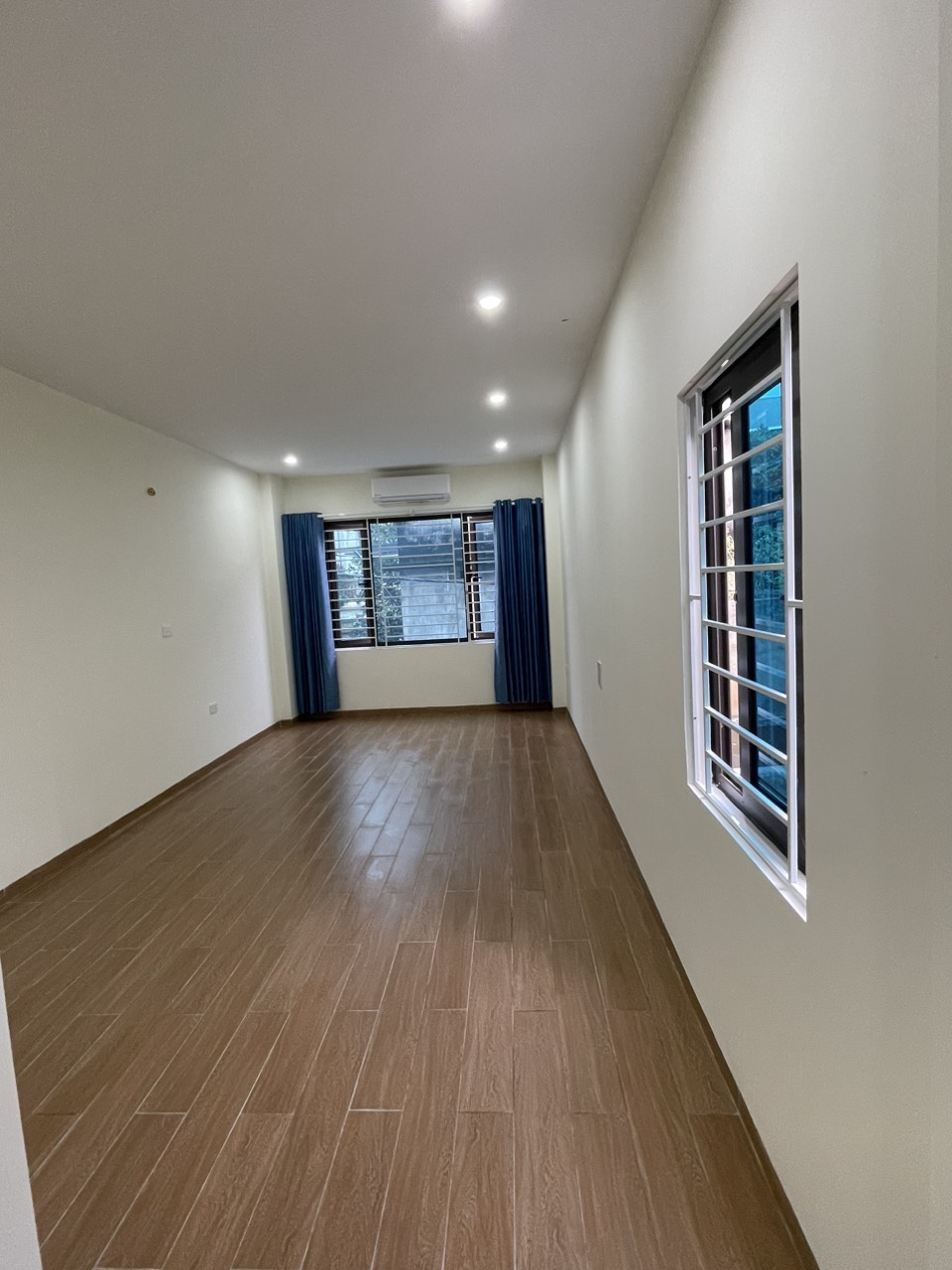 Cụm 4 căn Ỷ La Dương Nội, Hà Đông. DT từ 32m2 xây 5 tầng giá 3.62 Tỷ