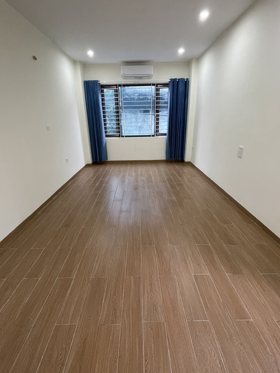 Cụm 4 căn Ỷ La Dương Nội, Hà Đông. DT từ 32m2 xây 5 tầng giá 3.62 Tỷ